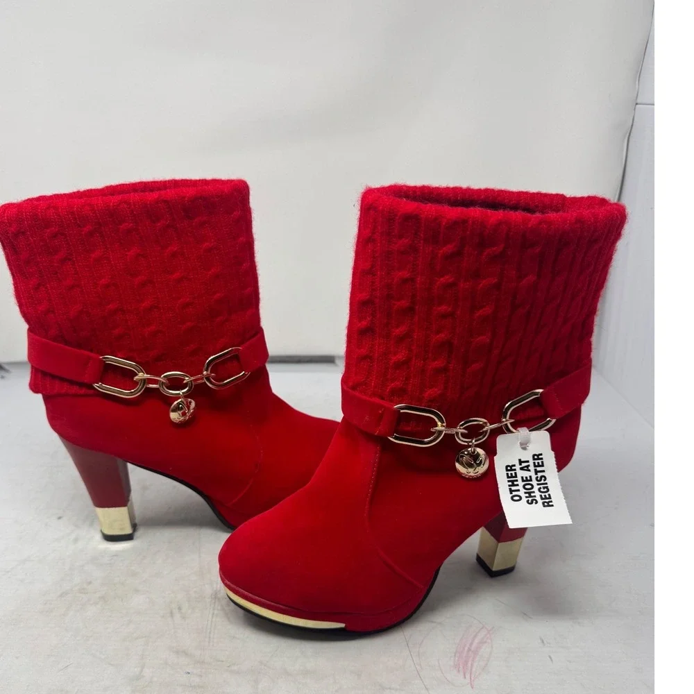 🔥Vero Cuoio🚨💛❤️Faux Suede Cable Knit Cuff Ankle Boots Gold Chain Heart Charm‎